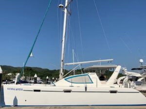 2009 Admiral 40 Executive Owner's Version Catamaran